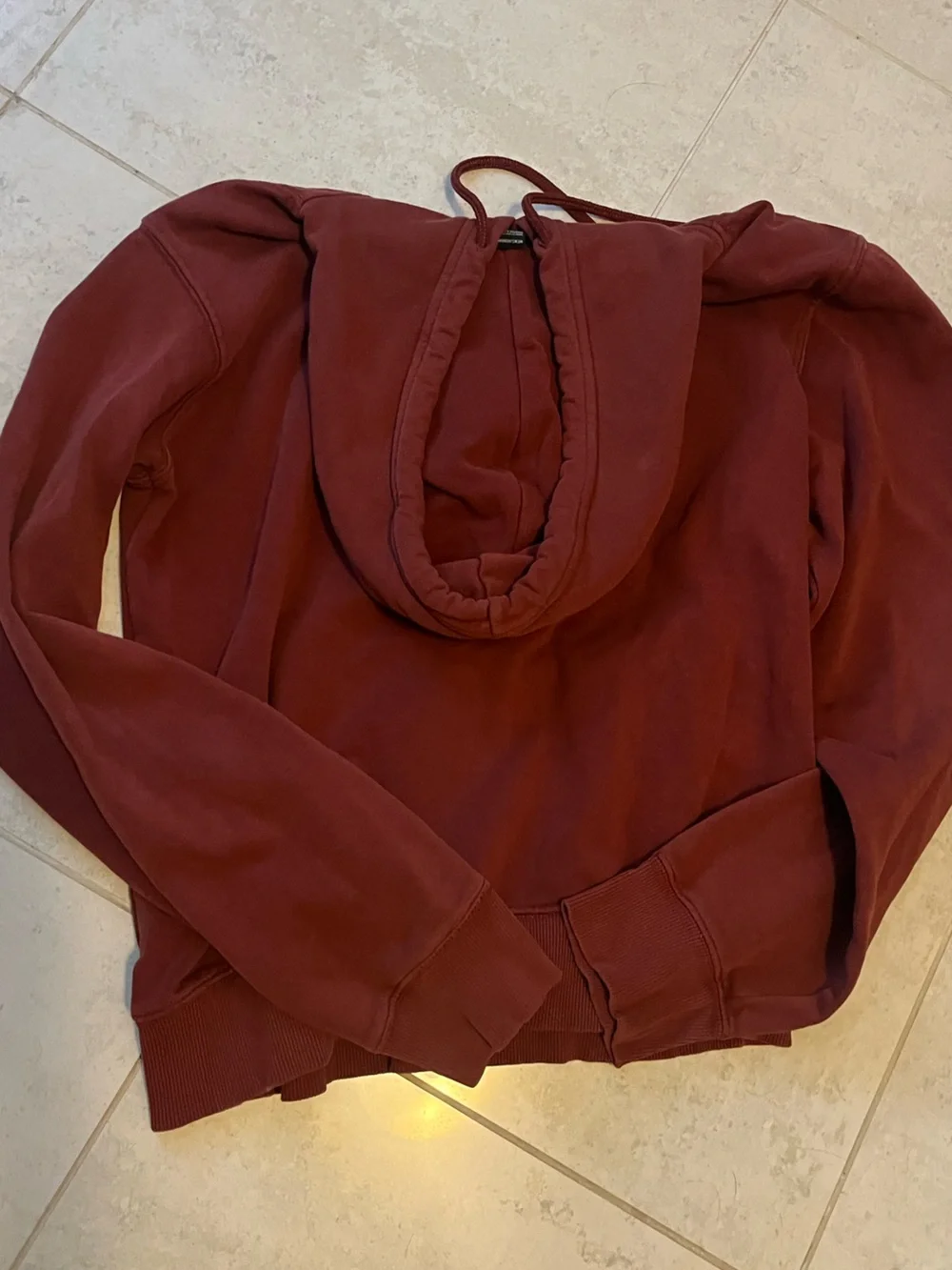 The North Face Men's M Hoodie in Burgundy with White Logo